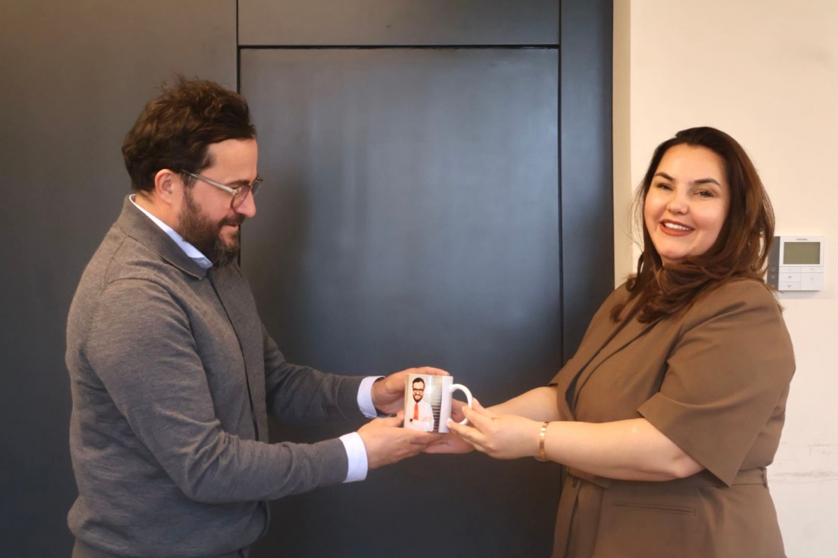 Ambasadoret 4
